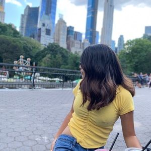 Meet your Posher, Dayana